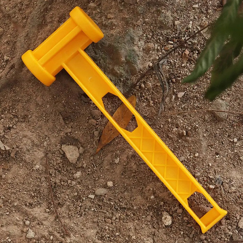 Outdoor Light Weight Hammer PE Solid Color Pulling Nail Hammer